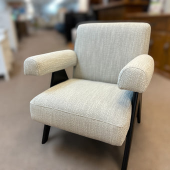 Amore Luxurious Occasional Chair