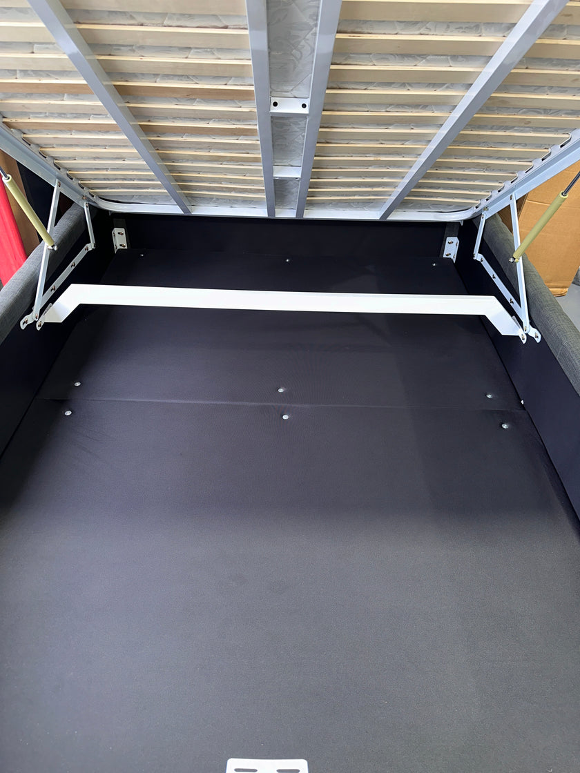 Devon Storage Bed - Queen