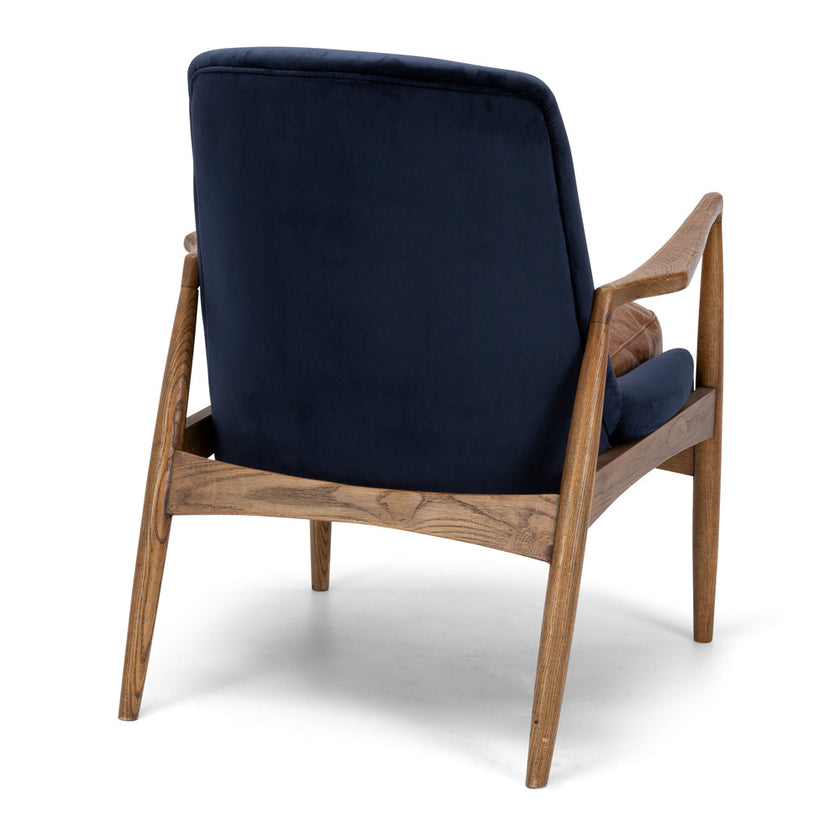 Steiner Armchair Velvet Dark Blue