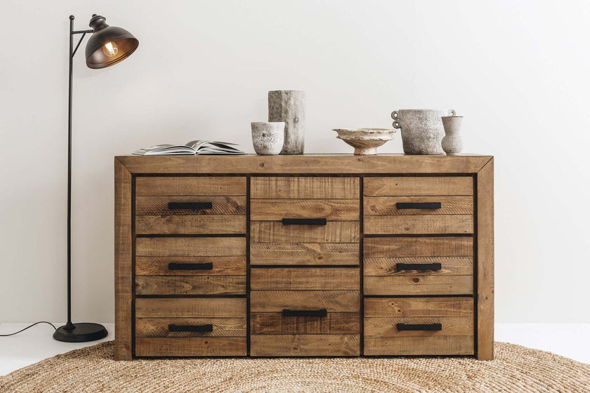 Raglan Dresser